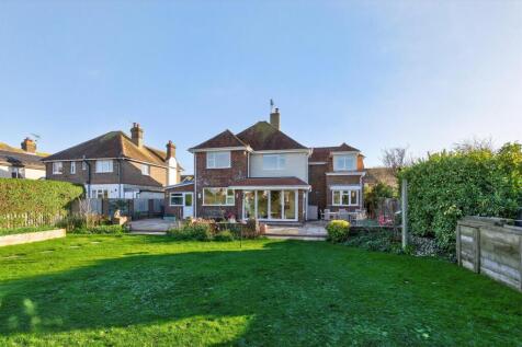 32 Harsfold Road Final-35.jpg