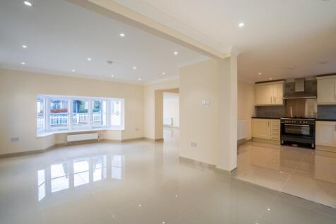 Shrubbery Road, Gravesend, Kent, DA12 1JW photo 4