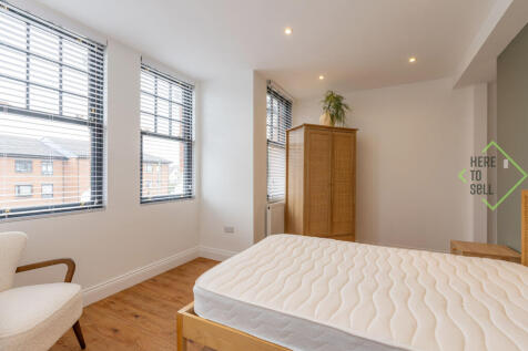 121 Friern Park, London, N12 9LH-18