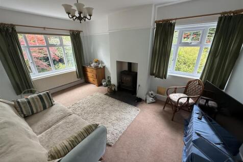 Sitting room 1.JPG