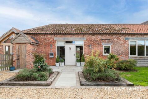 The Stables, 4 Grange Farm Barns, Hougham