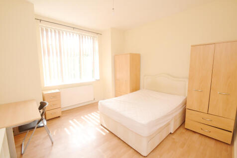 Upper Kent Road, Victoria Park, Manchester, M14 photo 4