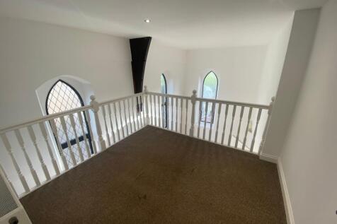 Mezzanine Bedroom 3