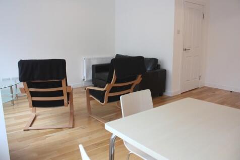 Lounge Dining