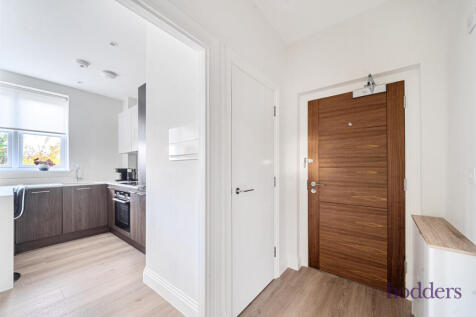 0bb809bc-0586-4c0...