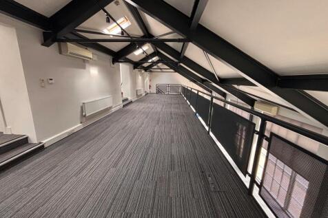 Office to rent Image 3