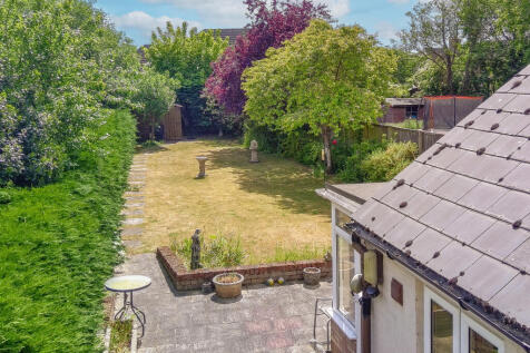 5069159_100DRONE_SING0125_edited