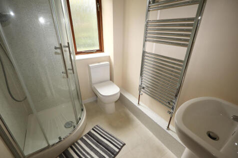 Ensuite shower room