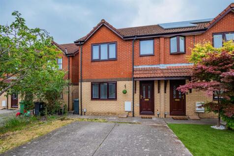 Windhover Close 13 (1 of 13).jpg