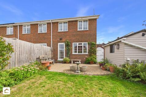 Rear of the Property Rogersmead Clarendons Tenterd