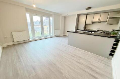 2 bed flat to rent, Chelmsford CM2