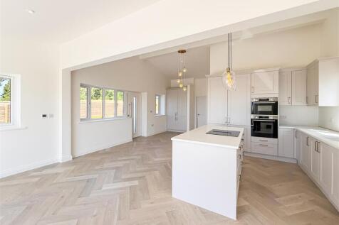 kitchen/lounge