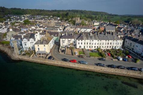 Exterior - 2 Bulkeley Terrace, Beaumaris-9.jpg