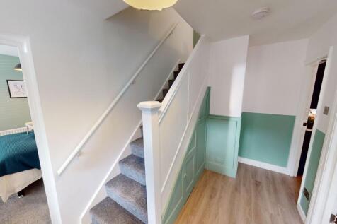 7-bed house on Harrington Drive, Nottingham, Nottinghamshire, NG7, £4,853/mo