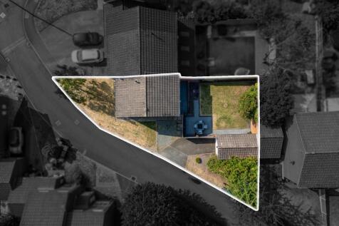 18oakfarmclosewalmleyb761pjborder