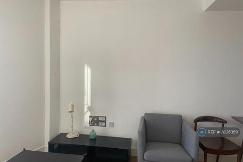 Brent House, London, SW8 photo 4