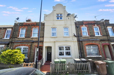 Flat A, 137 Trundleys Road, Deptford, London, SE8 5JQ