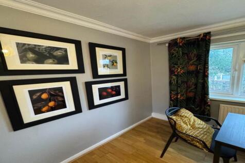 Turnsteads Drive, , Cleckheaton,  photo 4