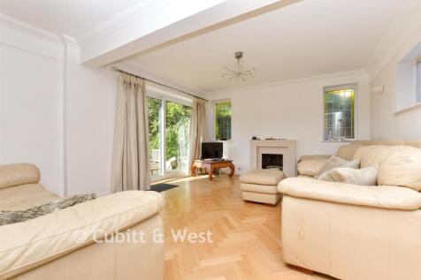 Living / Dining Room