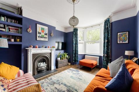 Kenilworth Avenue, E17