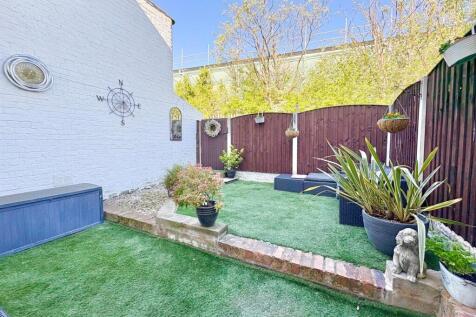 Rear Garden.jpg