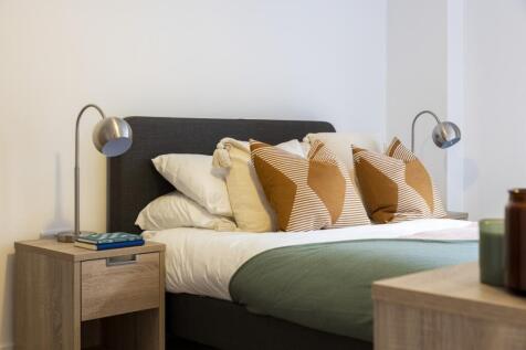 generic bedroom 4