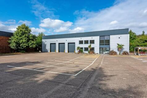 Woodside 36 Ext Aug 20241 RT.jpg