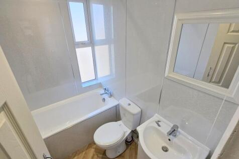 25 Trafalgar Terrace, Scarborough photo 4