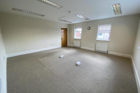 Office to rent Image 3