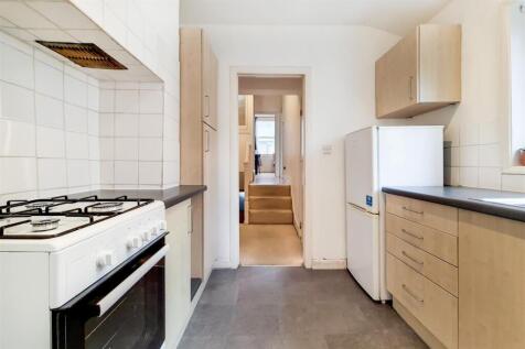 3_Kitchen-2.jpg
