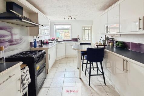 Blossomfield Close, Hampton, Evesham, WR11 photo 4