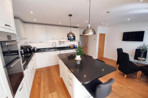 Kitchen dining room new.jpg