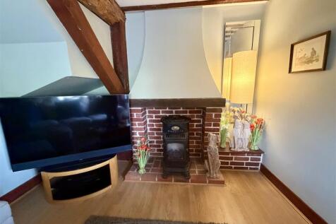 Granary Cottage, Swarling Manor, Petham, Canterbury, Kent CT4 5QW photo 4