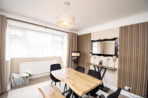 Berrylands Road, Moreton, Wirral photo 5