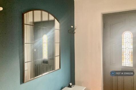 Private Entrance Hallway