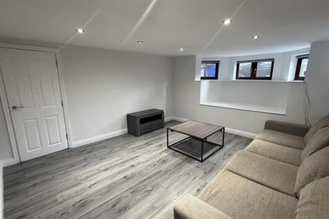 Clyde Road, West Didsbury photo 3