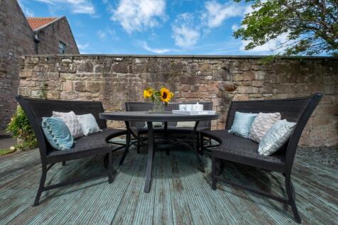 Further Seating Area