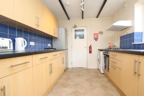 Kitchen.JPG