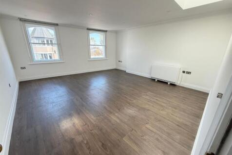 Living Room.jpg