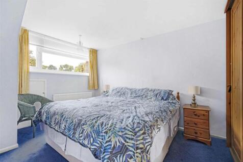 48 Spring Lane, Flore