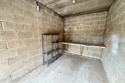 Balcombe Road, Peacehaven photo 4
