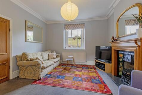 Reception Room-4.jpg