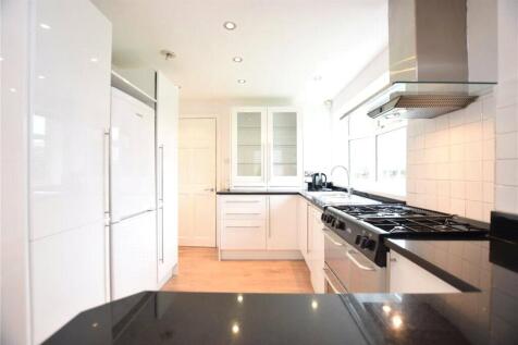 High Ash Drive, Leeds, West Yorkshire, LS17 photo 4