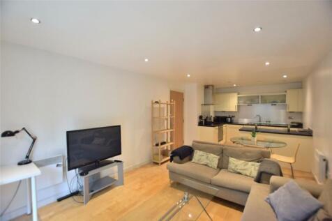 Living Room/Kitchen