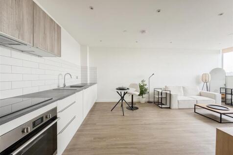 Living Room/Kitchen