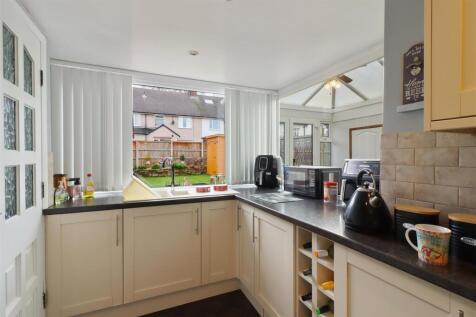 Extended Fitted Kitchen