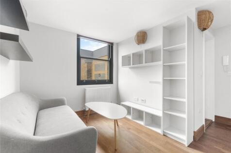 London, E17 - property photo