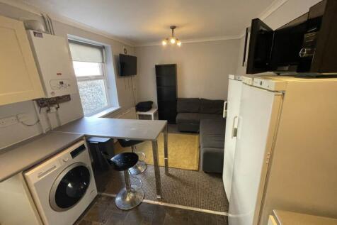 Llantrisant Street, Cathays, Cardiff photo 4