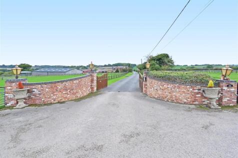 Entrance Gates.JPG