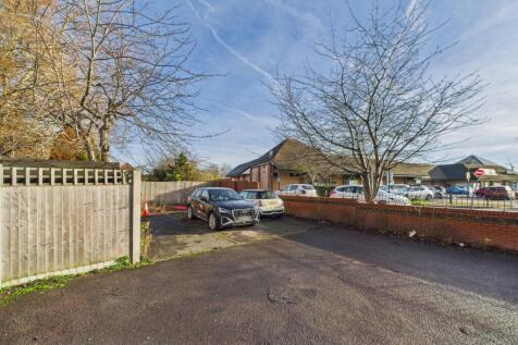 CAM02023G0-PR0186-STILL020